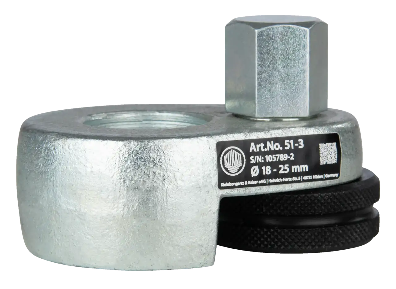 Round metal industrial puller tool with hexagonal bolt and product label for 18-25 mm applications