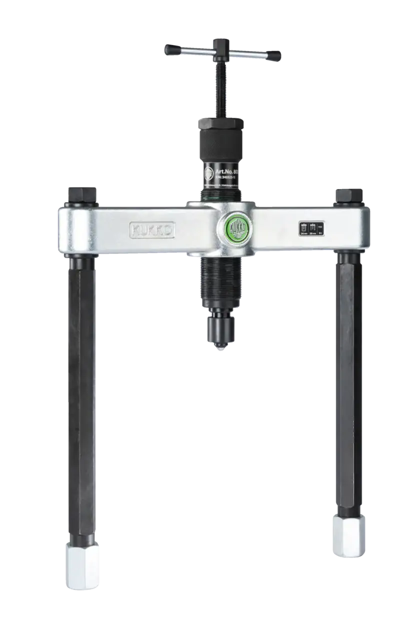 Heavy-duty mechanical bearing puller with steel frame and threaded center spindle