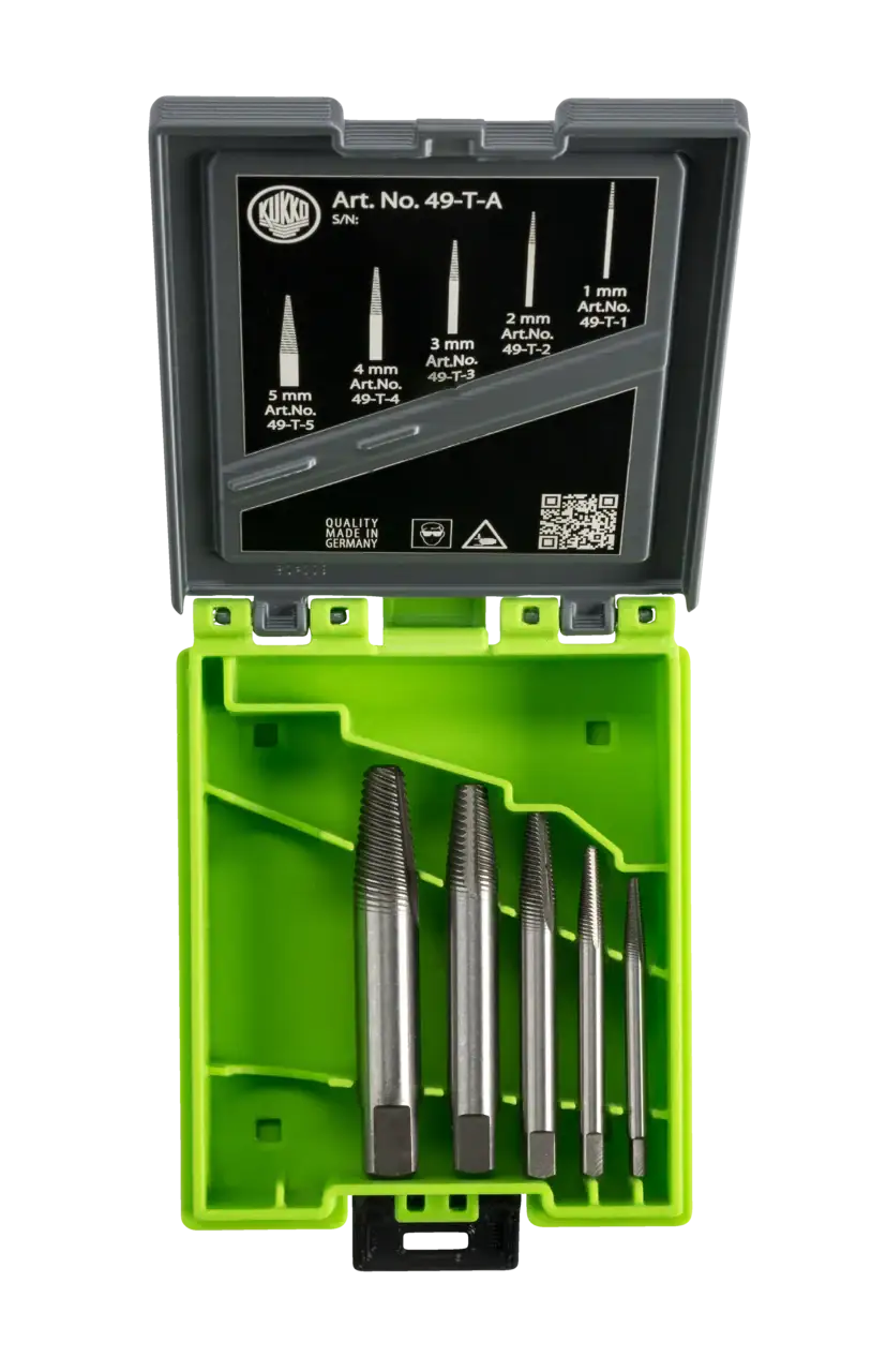 Metal screw extractor set in green plastic case, five sizes, industrial hand tools